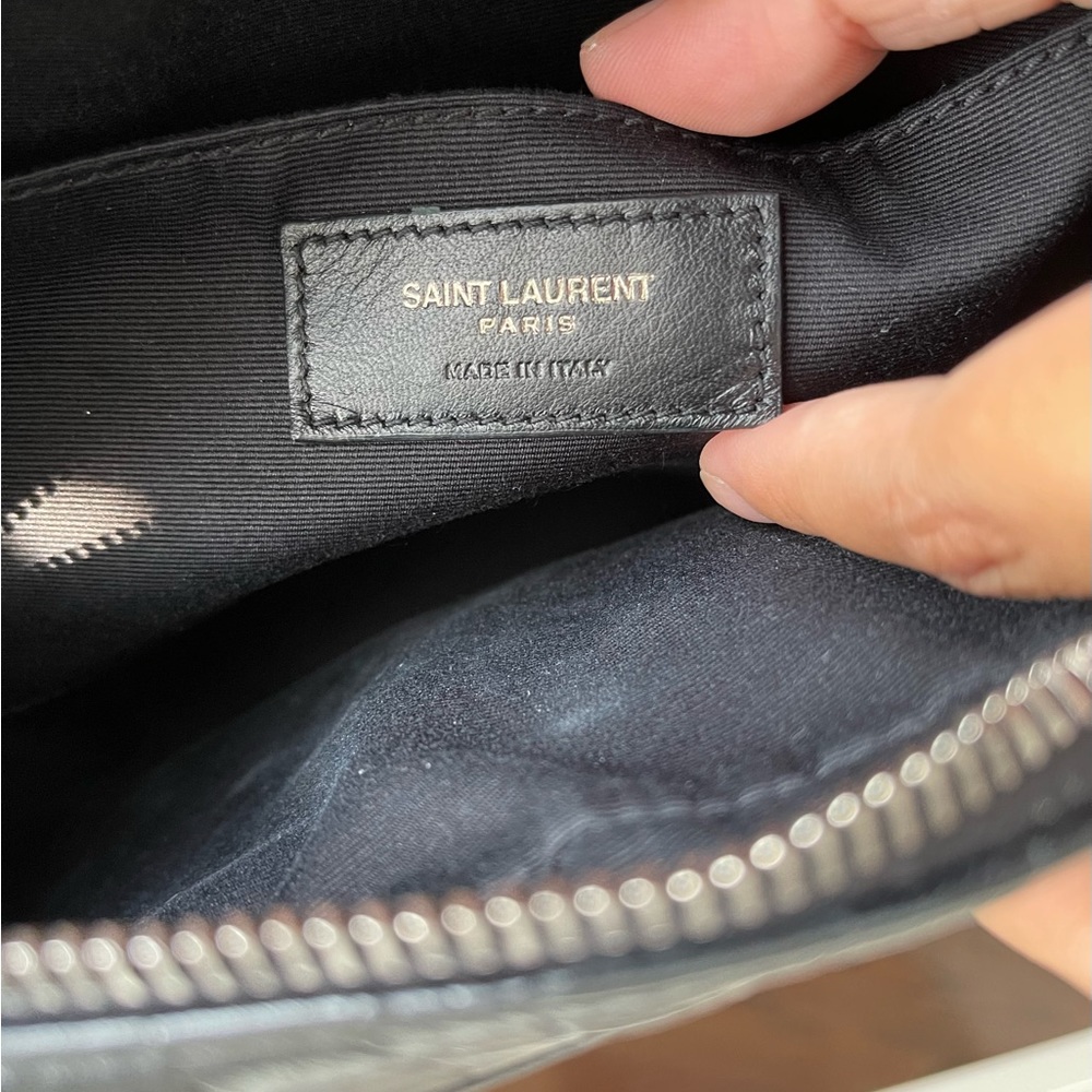 YSL Lou Croc-Embossed Camera Bag - Picture 16 of 16